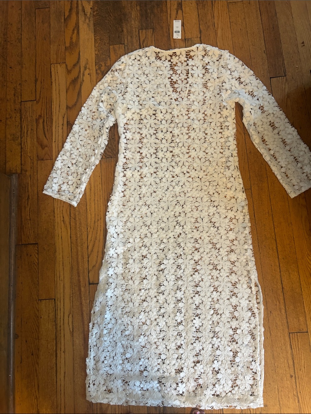 NWT Anthropologie White Crochet Floral V-Neck Dress - Picture 3 of 3